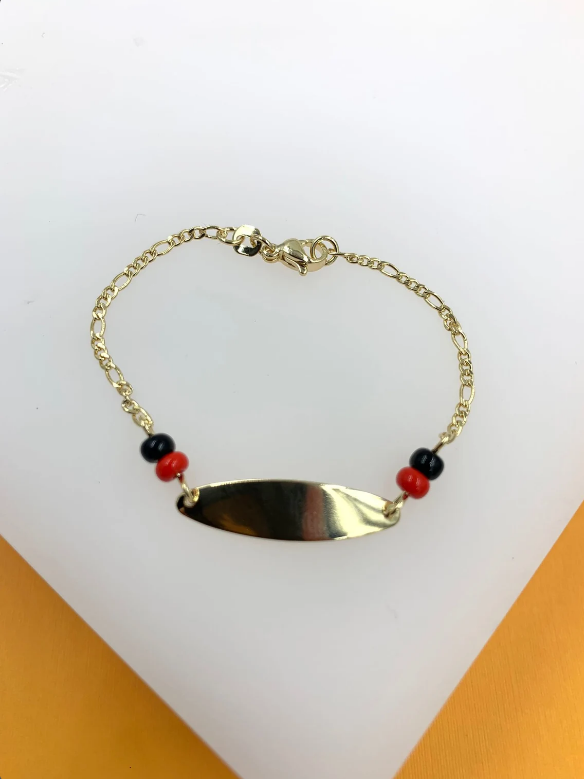 Gold Figaro Plate Bracelet With Azabache Style