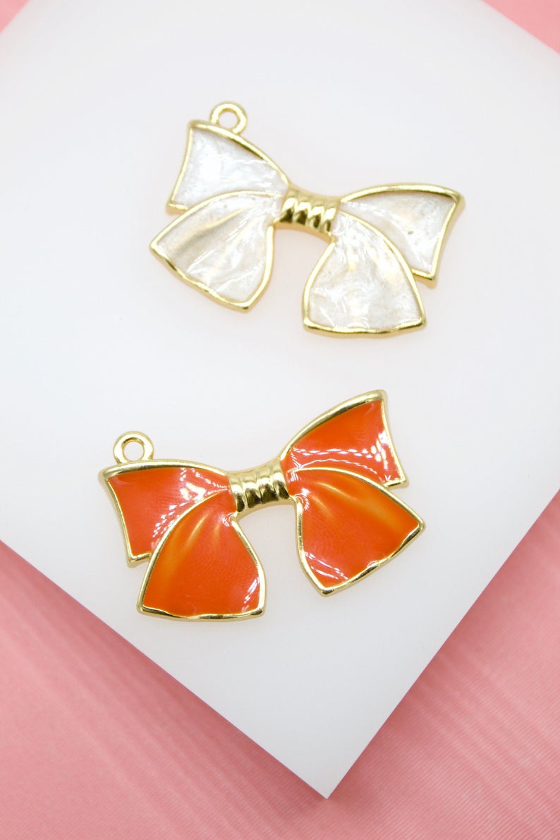 18K Gold Filled Ribbon Pendant