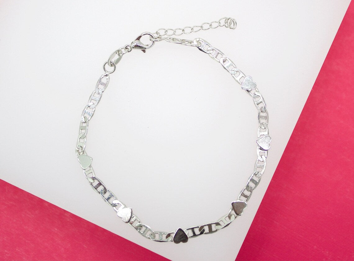 Plain 3mm Flat Mariner Chain Bracelet With Hearts
