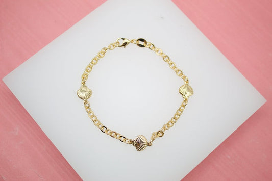 18K Gold Filled Clam Shell Bracelet With Textured Rolo Chain