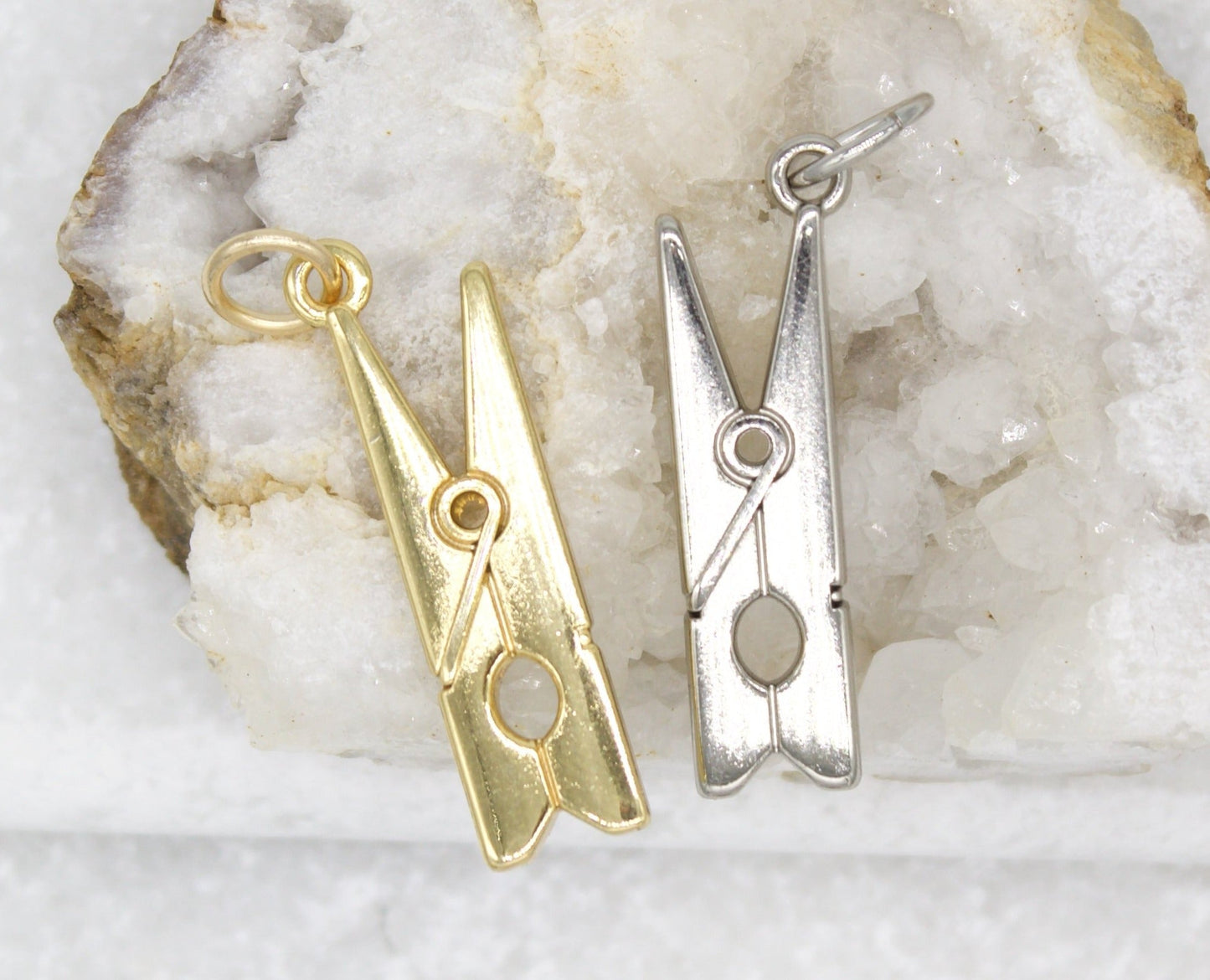 18K Rhodium Filled Clip Pendant Charm