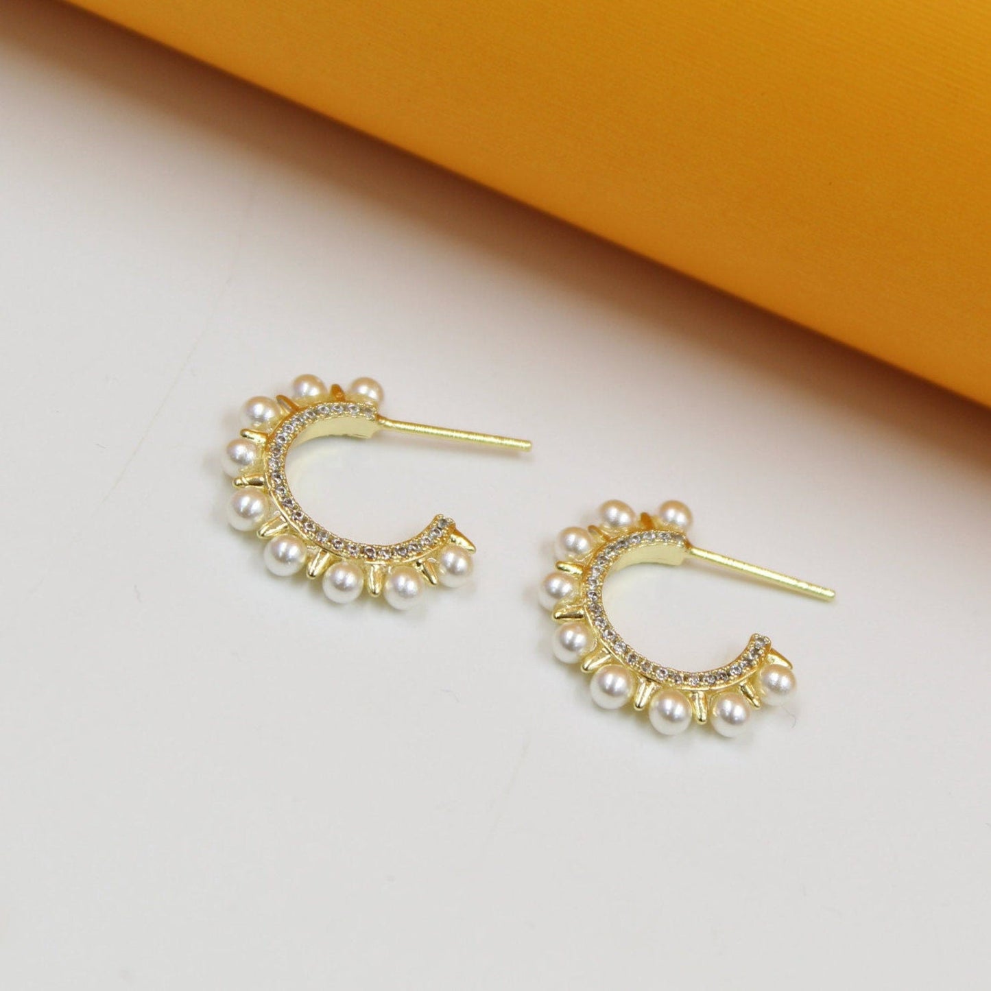 18K Gold Filled Spike Pearl Open Hoops (K269)(K103A)